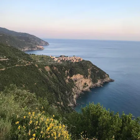 Pinuccia Feriehus Corniglia